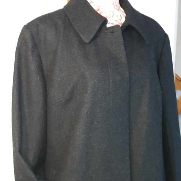 Nice ladies Plus 24 W. Long Wool blend - Picture 4 of 8